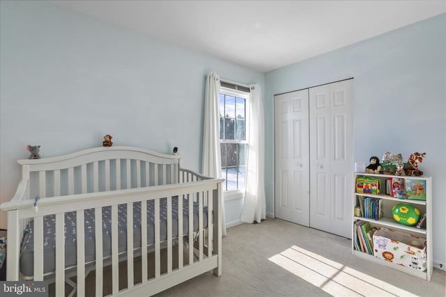 30 GREEN VALLEY DR, Charles Town, WV 25414