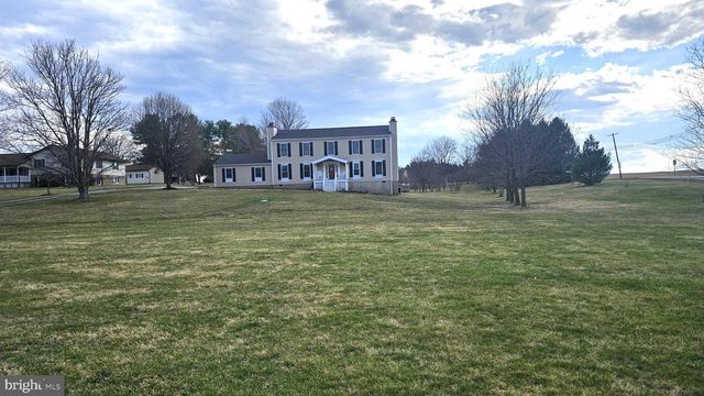 30 GREEN VALLEY DR, Charles Town, WV 25414