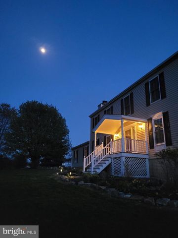 30 GREEN VALLEY DR, Charles Town, WV 25414