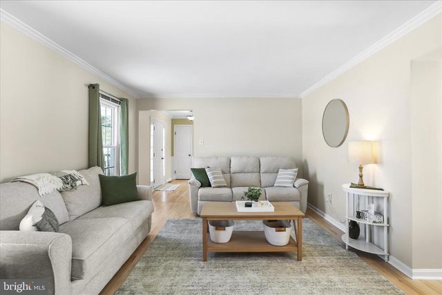 30 GREEN VALLEY DR, Charles Town, WV 25414