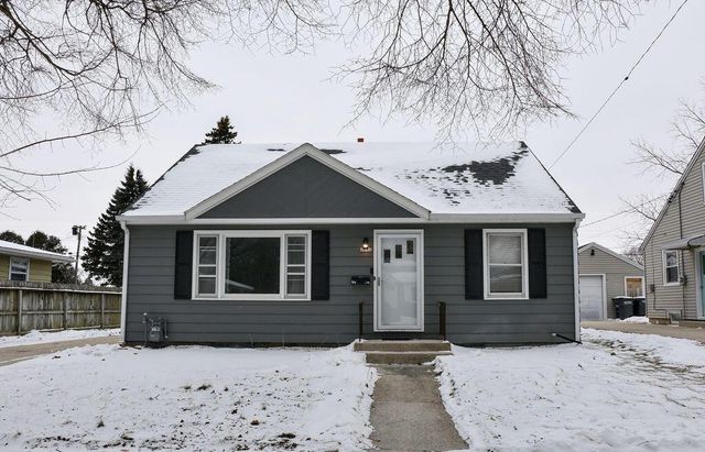 2602 Henry STREET, Sheboygan, WI 53081