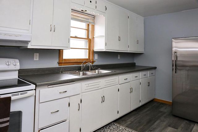 2602 Henry STREET, Sheboygan, WI 53081