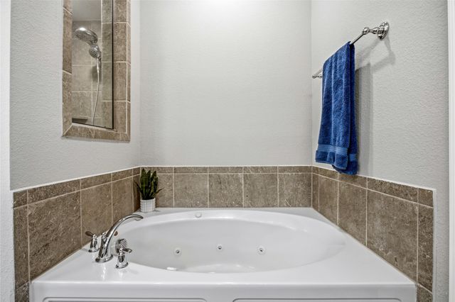 3800 Ironbark Way, Mckinney, TX 75071