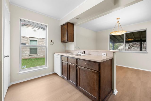 11100 Blossom Bell DR, Austin, TX 78758