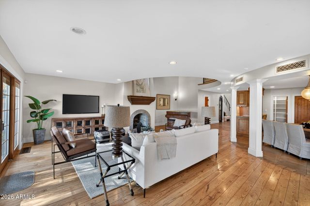 7500 E MCCORMICK Parkway 7, Scottsdale, AZ 85258