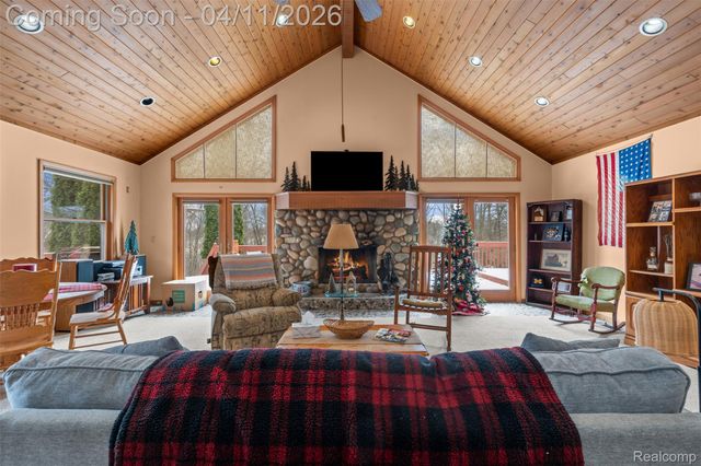 9130 Bayfield Lane, Green Oak Township, MI 48116