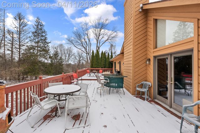 9130 Bayfield Lane, Green Oak Township, MI 48116