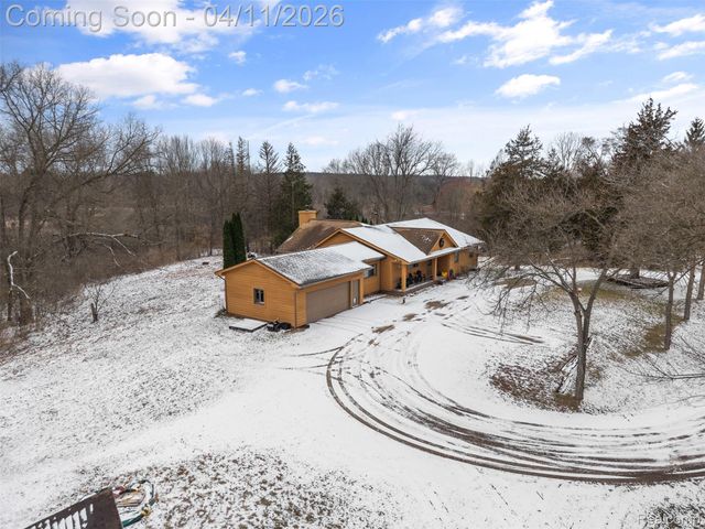 9130 Bayfield Lane, Green Oak Township, MI 48116