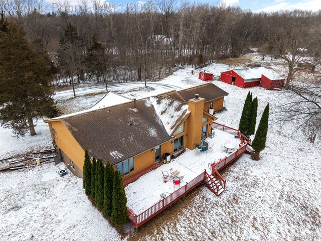 9130 Bayfield Lane, Green Oak Township, MI 48116