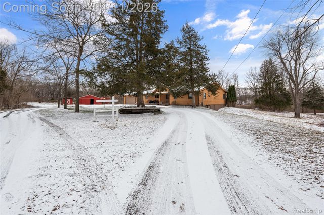 9130 Bayfield Lane, Green Oak Township, MI 48116