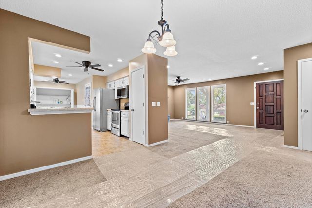 1001 Heatherdown Trail, Mountain Home, AR 72653