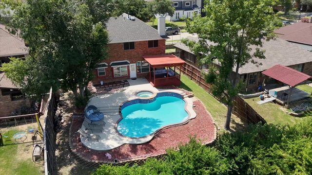 1339 Barclay Drive, Carrollton, TX 75007