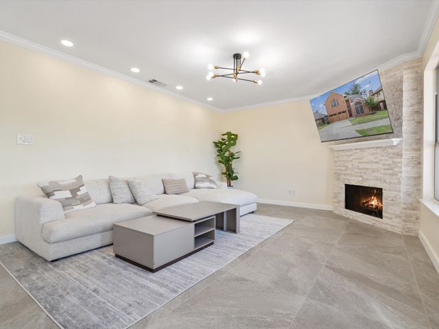 1339 Barclay Drive, Carrollton, TX 75007