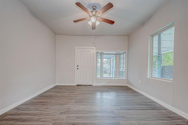 7422 Avenue I, Houston, TX 77011