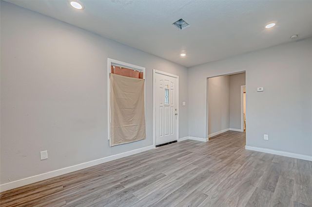 7422 Avenue I, Houston, TX 77011