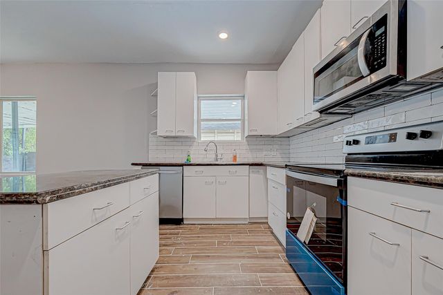 7422 Avenue I, Houston, TX 77011