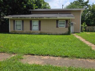2439 DURHAM DR, Memphis, TN 38127