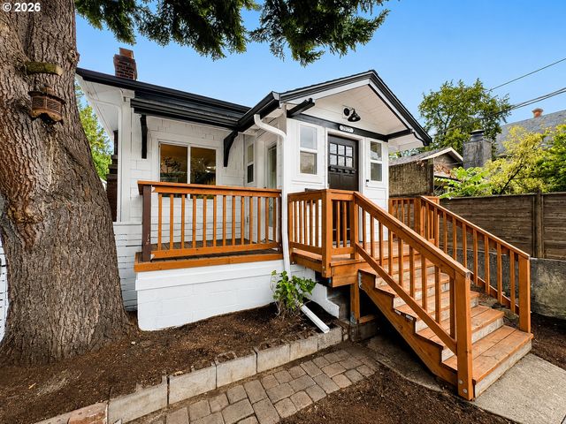 2927 Se MORRISON St, Portland, OR 97214