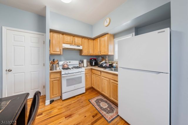 192 Boston Ave, Hillside Twp., NJ 07205