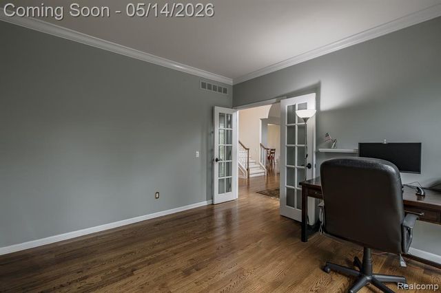 1818 Westridge Drive, Rochester, MI 48306