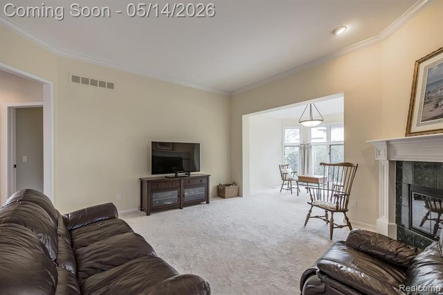 1818 Westridge Drive, Rochester, MI 48306
