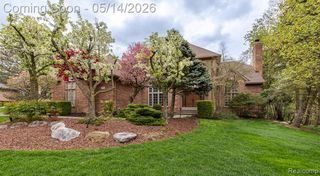 1818 Westridge Drive, Rochester, MI 48306