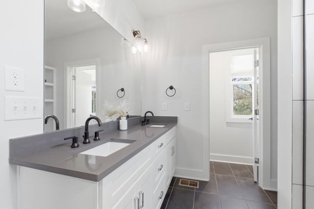 2309D Carter Ave, Nashville, TN 37206