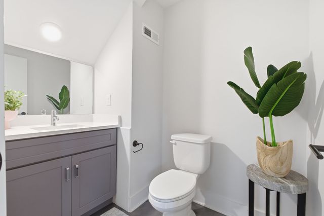 2309D Carter Ave, Nashville, TN 37206