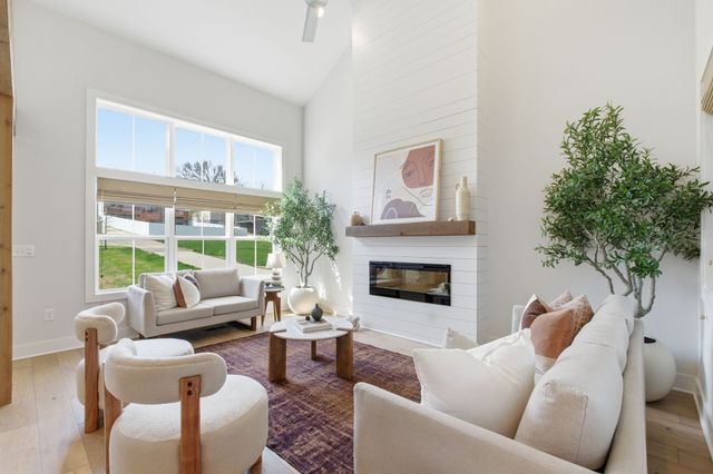 2309D Carter Ave, Nashville, TN 37206