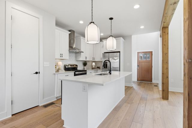 2309D Carter Ave, Nashville, TN 37206