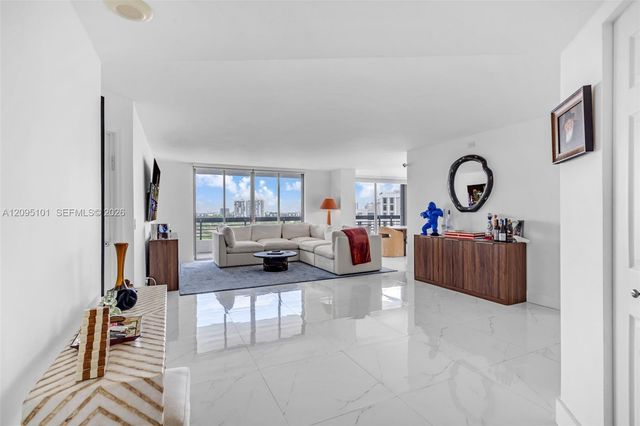 3500 Mystic Pointe Drive 1205, Aventura, FL 33180