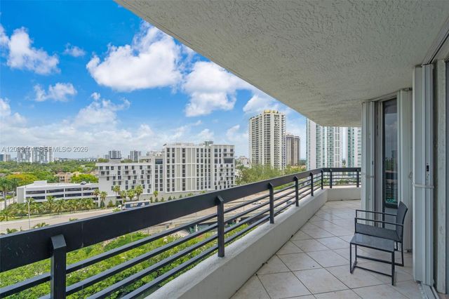 3500 Mystic Pointe Drive 1205, Aventura, FL 33180
