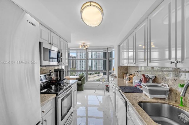 3500 Mystic Pointe Drive 1205, Aventura, FL 33180