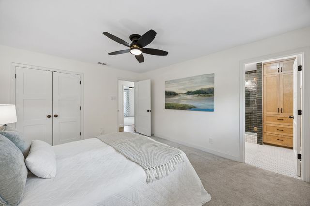 9647 Vinewood Drive, Dallas, TX 75228