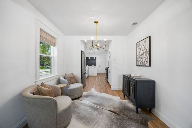 9647 Vinewood Drive, Dallas, TX 75228