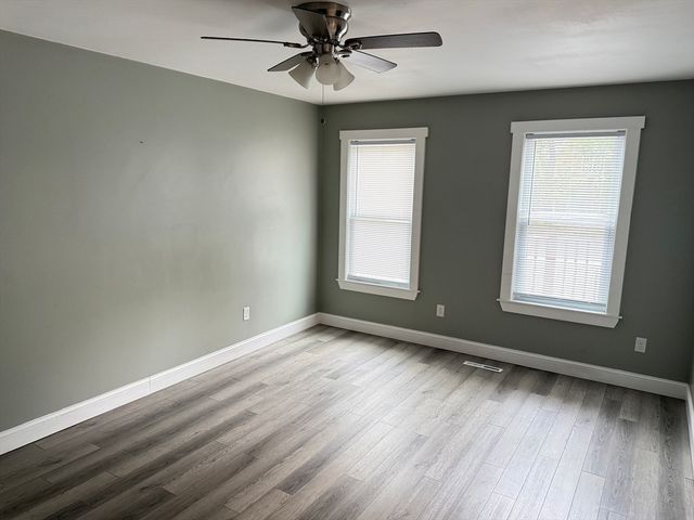 96 Plymouth 4, Holbrook, MA 02343