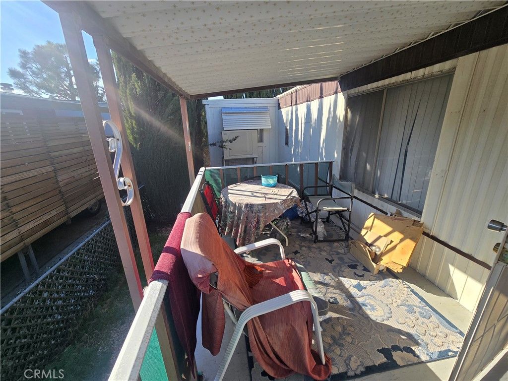 Image 3 of property listing at 8655 Santa Fe Avenue E 22, Hesperia, CA 92345