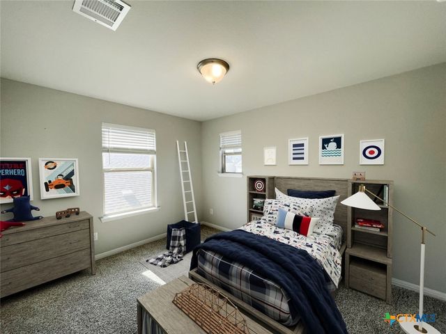 108 Old Stagecoach Road, Jarrell, TX 76537