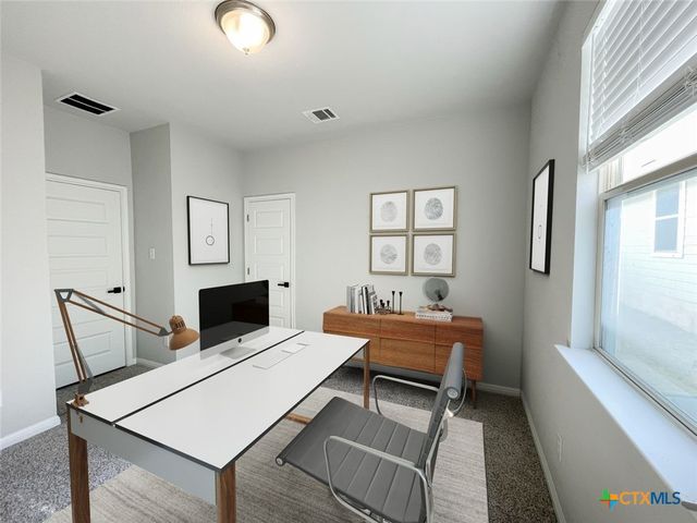 108 Old Stagecoach Road, Jarrell, TX 76537