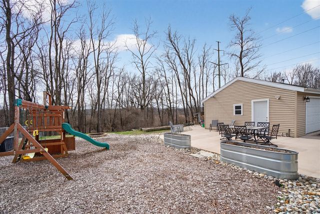 5513 Sherwood Drive, Jackson, MI 49201