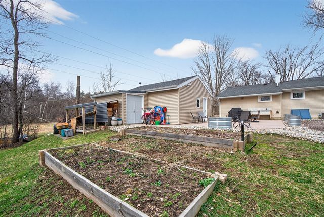 5513 Sherwood Drive, Jackson, MI 49201