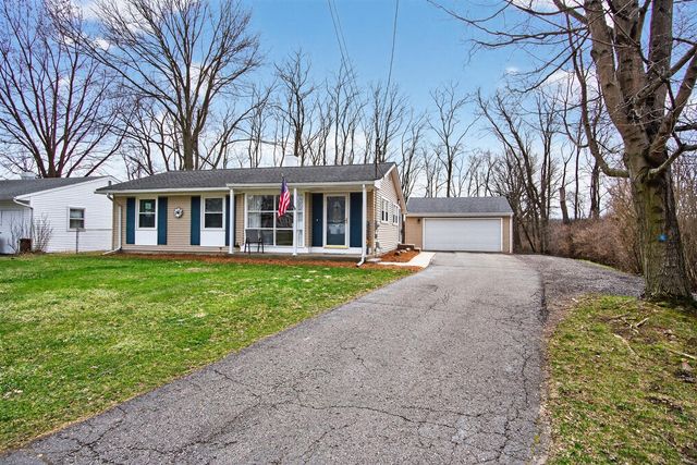 5513 Sherwood Drive, Jackson, MI 49201