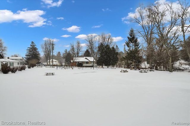 4785 Sylvanview Drive, Clarkston, MI 48348