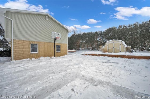 4785 Sylvanview Drive, Clarkston, MI 48348