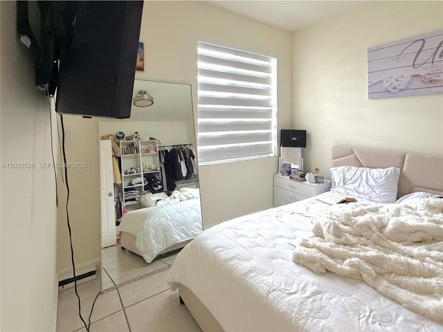 10606 W 32nd Lane, Hialeah, FL 33018