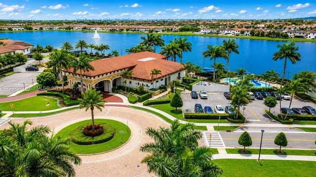 10606 W 32nd Lane, Hialeah, FL 33018