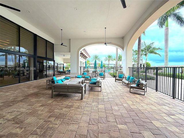 10606 W 32nd Lane, Hialeah, FL 33018