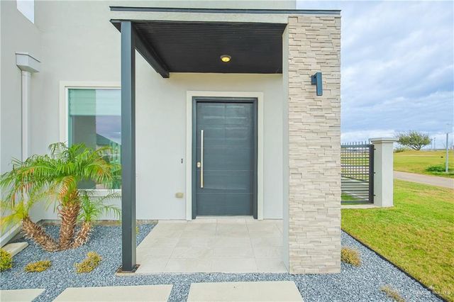 3223 Lago Superior, Edinburg, TX 78542