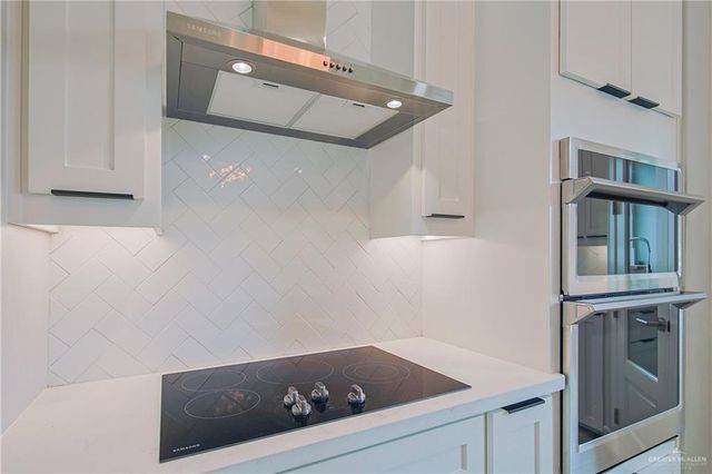 3223 Lago Superior, Edinburg, TX 78542