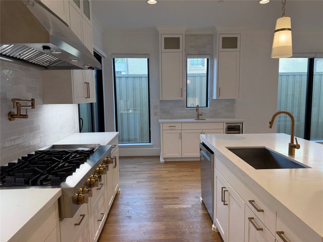 4412 EMERSON Avenue, University Park, TX 75205